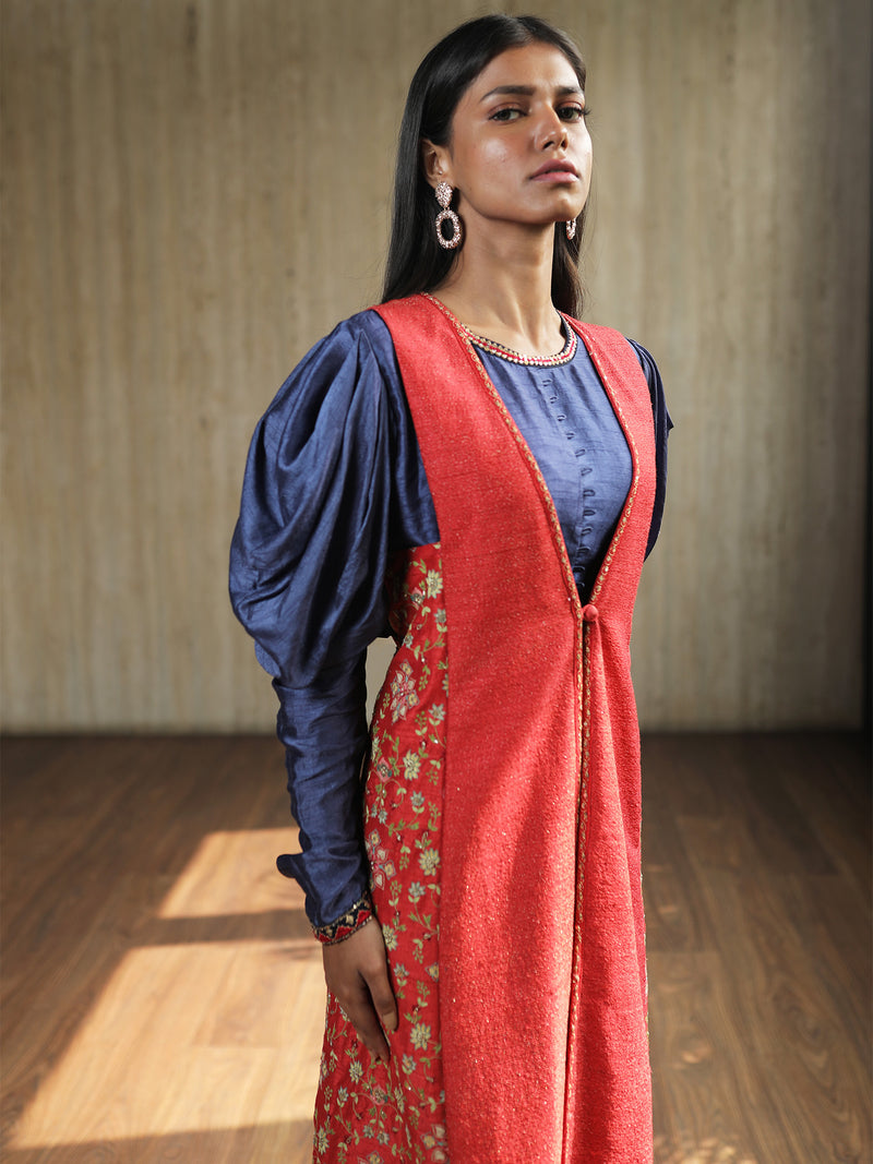 Stylish Rayon Black Round Neck 3/4 Sleeves Printed Kurta With Jacket Set  For Women at Rs 823.00 | Jacket Over Kurti, कॉटन जैकेट कुर्ती - SVB  Ventures, Bengaluru | ID: 2849567214555